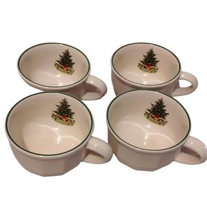 4 Pfaltzgraff Christmas Tree Coffee Mugs